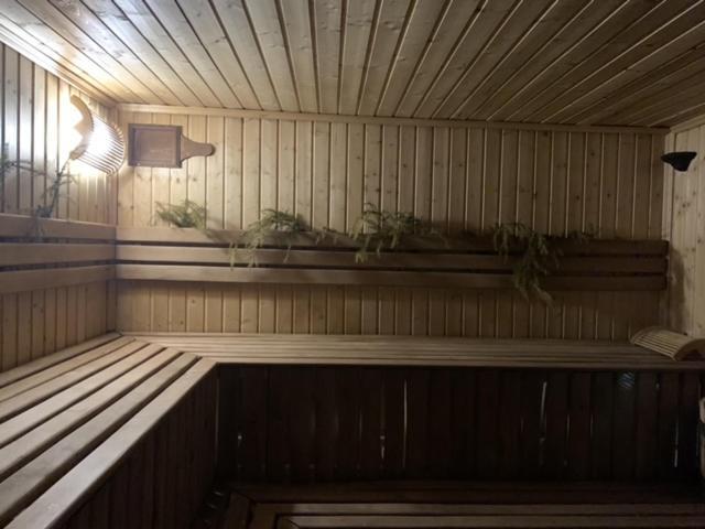 ホテル Wood House Pilipets エクステリア 写真