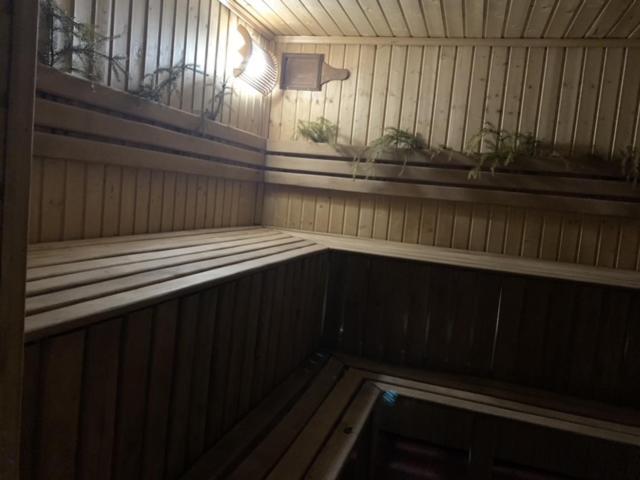 ホテル Wood House Pilipets エクステリア 写真